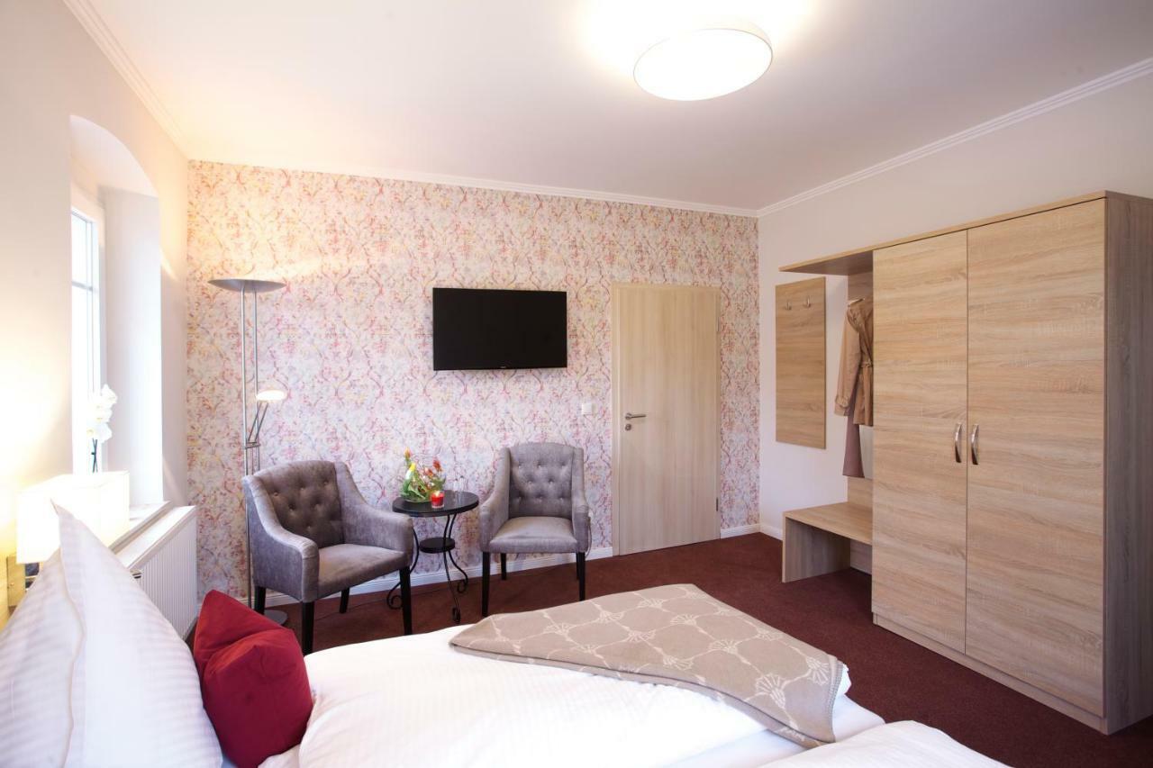 Pension Kalinde Weinboehla Экстерьер фото