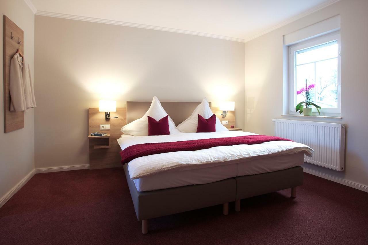 Pension Kalinde Weinboehla Экстерьер фото