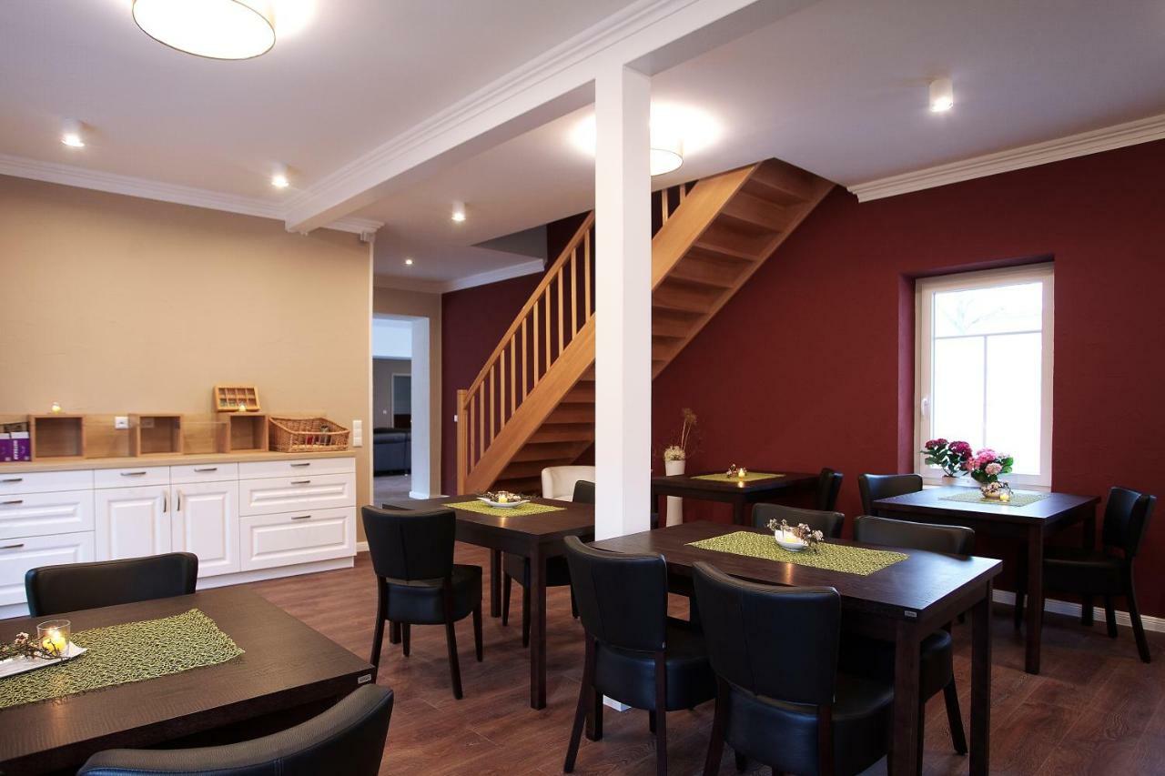 Pension Kalinde Weinboehla Экстерьер фото