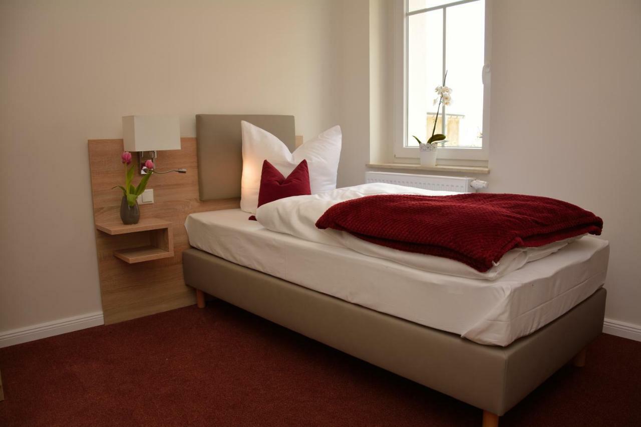Pension Kalinde Weinboehla Экстерьер фото
