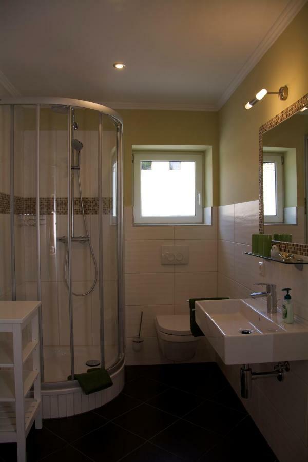 Pension Kalinde Weinboehla Экстерьер фото
